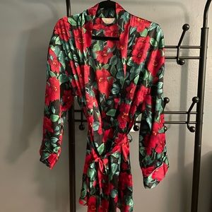 Vintage Victoria Secret rose patterned dressing gown
